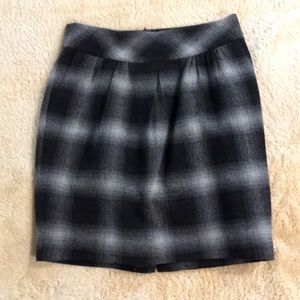 Ann Taylor Loft Black and Gray Skirt